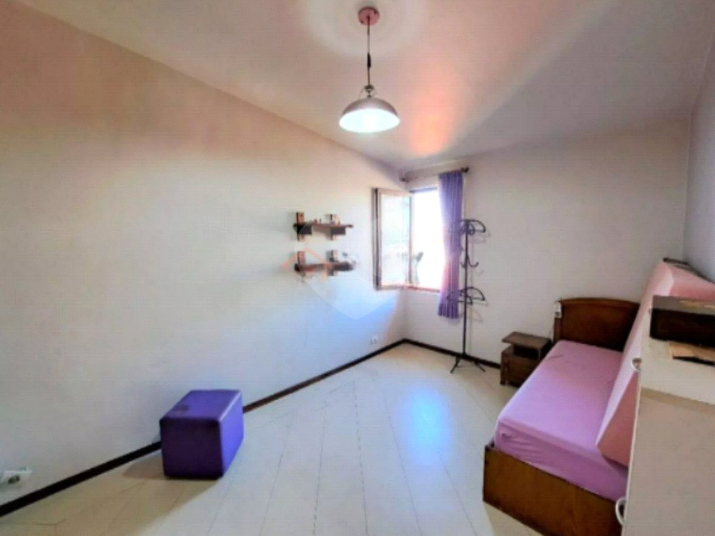 Sobrado com 112m² , 3 dormitórios , sendo 1 suíte , 3 vagas de garagem , à venda no Bosque da Saúde.