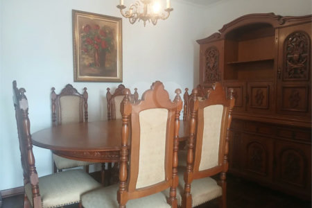 Apartamento a venda com porteira fechada no Belem com 95m com 03 dormitórios espaçoso sendo um suíte, 2 vagas. Aceita Permuta.