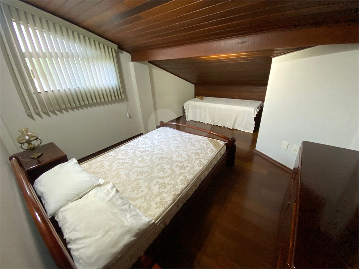 Casa térrea no Condomínio Parque Faber I