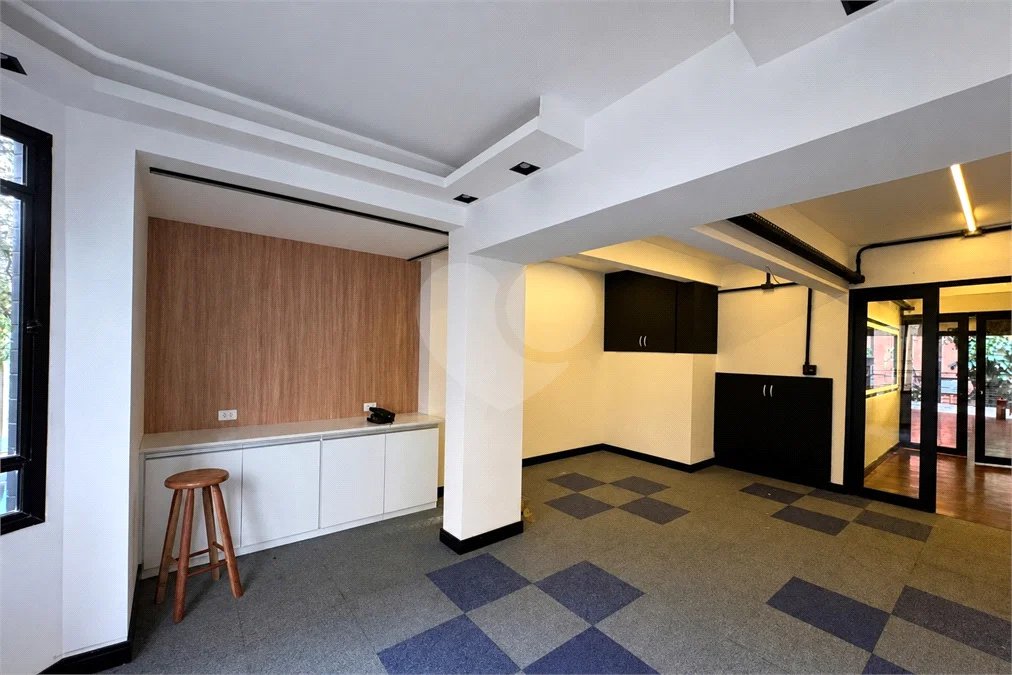 PRÉDIO COMERCIAL DE 400M² PARA LOCAÇÃO 3 ANDARES EM SBC