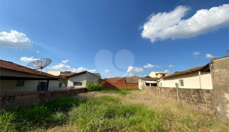 Terreno à venda em Jardim Beatriz, São Carlos, SP