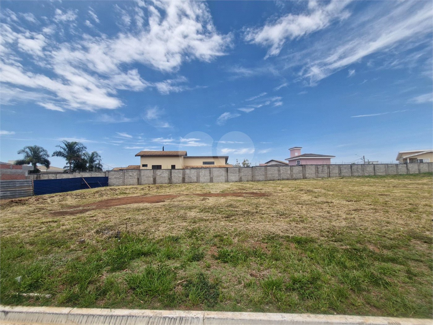 Terreno à Venda no Condomínio Monte das Araucárias