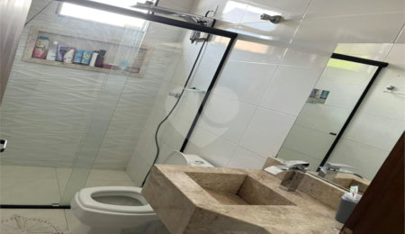 Sobrado à venda com 3 quartos em Cidade Aracy, São Carlos, SP