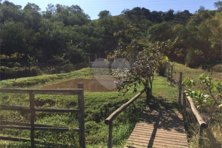 CHACARA A VENDA COM 3.190M², 2 DORMITORIOS, 2 BANHEIROS, 6 VAGAS - CHACARA SÃO JOSÉ - SÃO JOSEÉ DOS