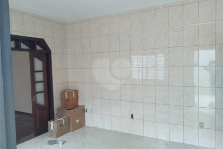 Sobrado 3 quartos 1 suíte