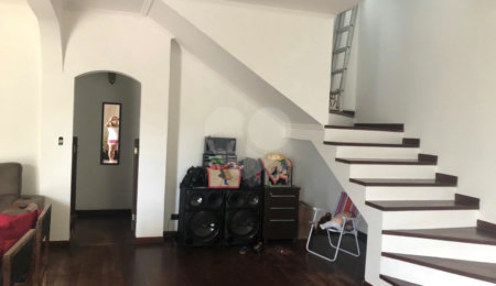 Casa à venda com 4 quartos, sendo 1 suíte, em Lavapés, Mairiporã, SP