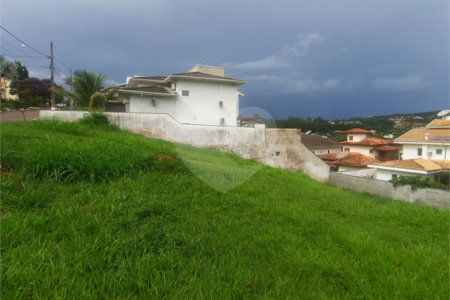 Loteamento a venda no condomínio Villaggio Capriccio