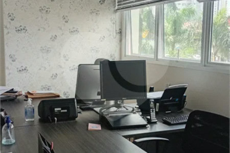 SALA COMERCIAL MOBILIADA PARA LOCAÇÃO NO DOMO BUSINESS | 39 m² | CENTRO – SÃO BERNARDO DO CAMPO/SP