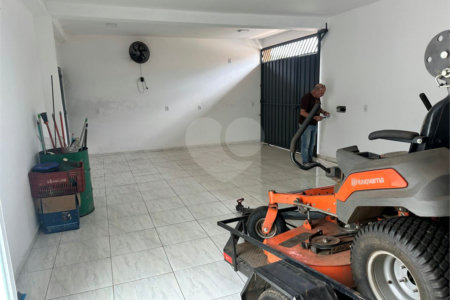 Casa à venda de 02 dormitórios, em São Carlos