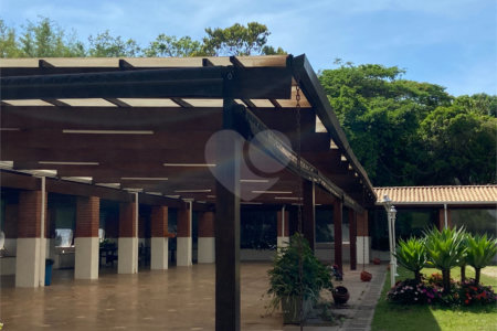 Linda casa Condomínio Santa Isabel I