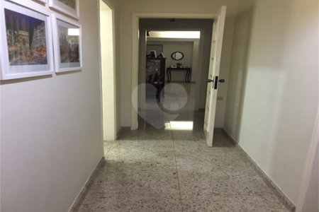 Maravilhosa casa ampla e térrea na região do Estância Suiça