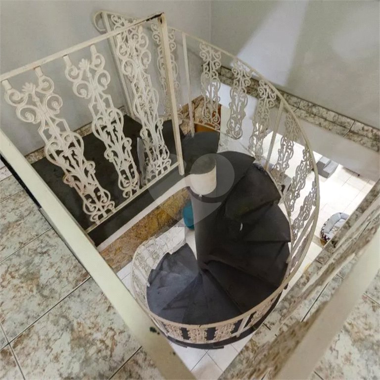 Sobrado à venda com 4 quartos, sendo 2 suítes,  em Jardim Líbano, São Paulo, SP