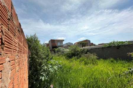 Terreno á venda, com 250m2, no Bairro Bela Vista em São Carlos.