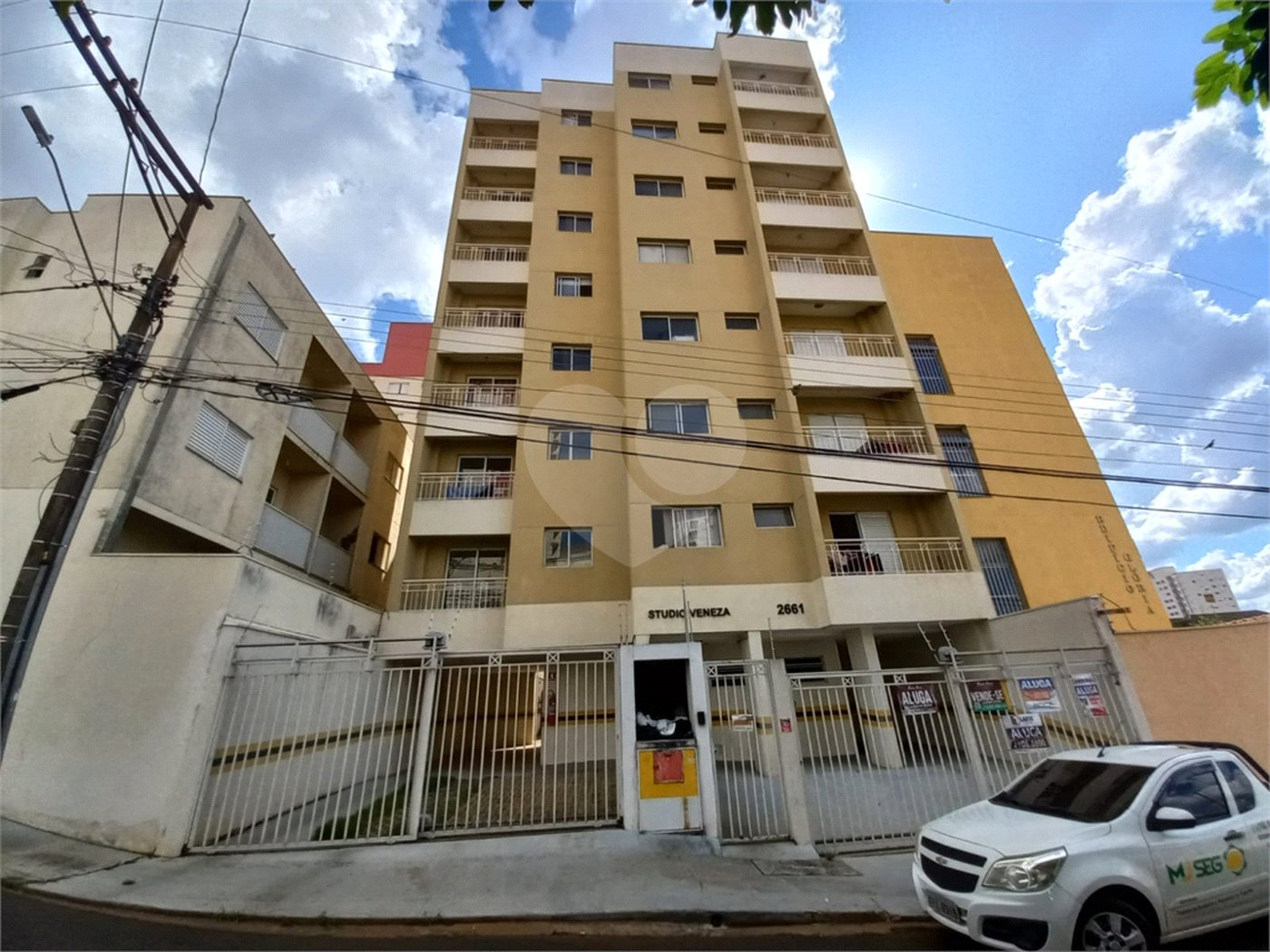 Apartamento no Condomínio Veneza