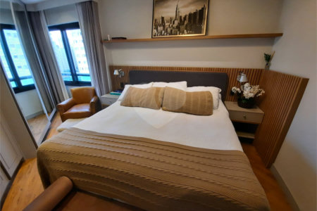 Apartamento de 257m² a venda em Moema, reformado, 4 dorms, 3 suítes, fora de rota,, 4 vagas