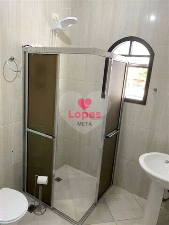 Casa Sobrado COM 250M², 2 DORMITORIOS, 2 SUITES, 6 VAGAS - JARDIM DAS INDUSTRIAS - SÃO JOSÉ DOS CAMP