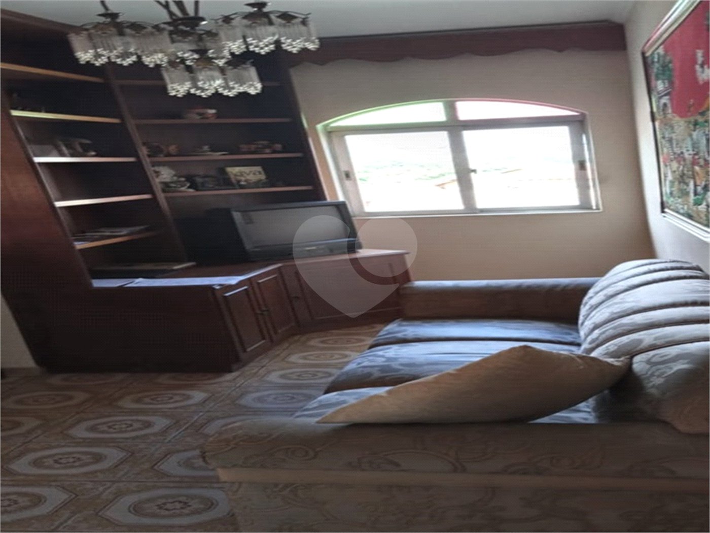 Bonita casa assobradada,no Bairro das Palmas do Tremembé, terreno com 14 X 50 e 350 área construída