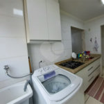 Apartamento com 02 quartos MOBILIADO com varanda e lazer !