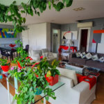 Apartamento luxuoso com 130m2, 3 suítes, 4 vagas.