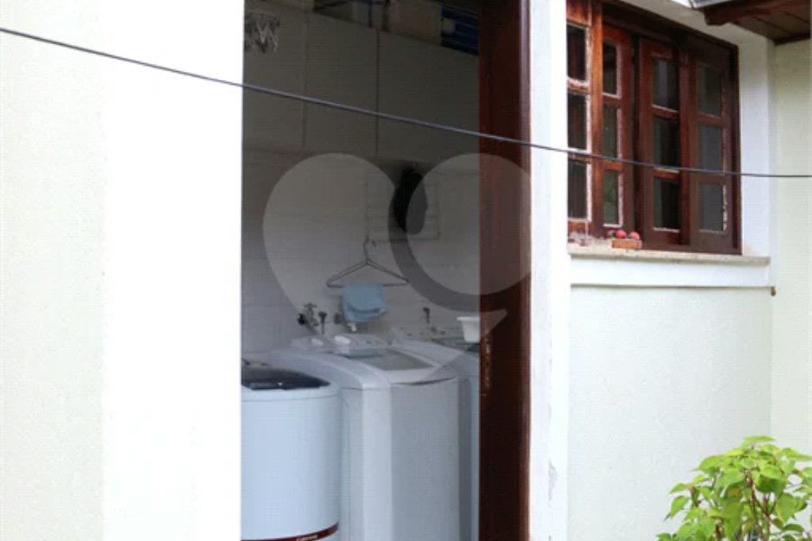 sobrado de 4 dts 2 suites de alto padrao no tremembe