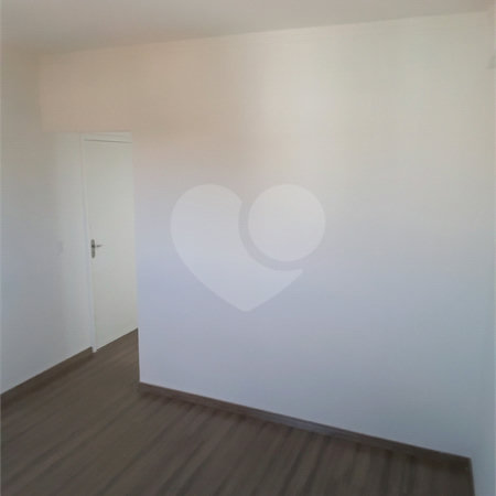 Apartamento com 2 dormitórios.