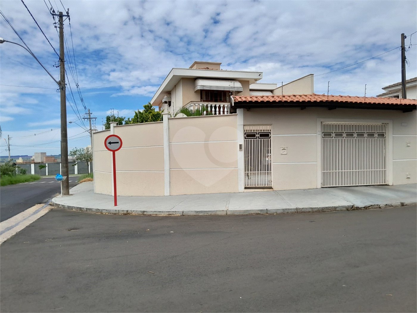Casa para venda no Planalto Paraíso.
