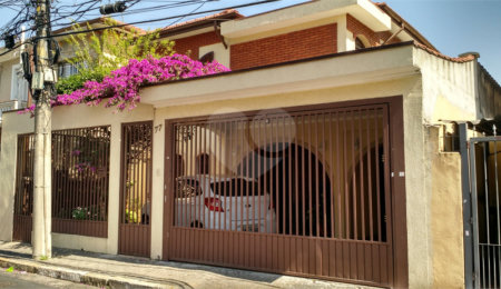 Sobrado à venda com 3 quartos, sendo 1 suíte,  em Mooca, São Paulo, SP