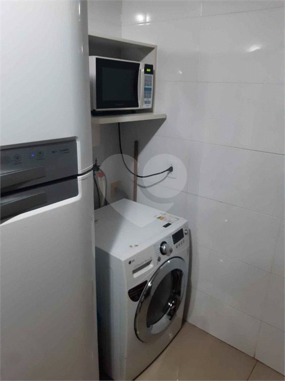 Apartamento no Condomínio Mont Azul.