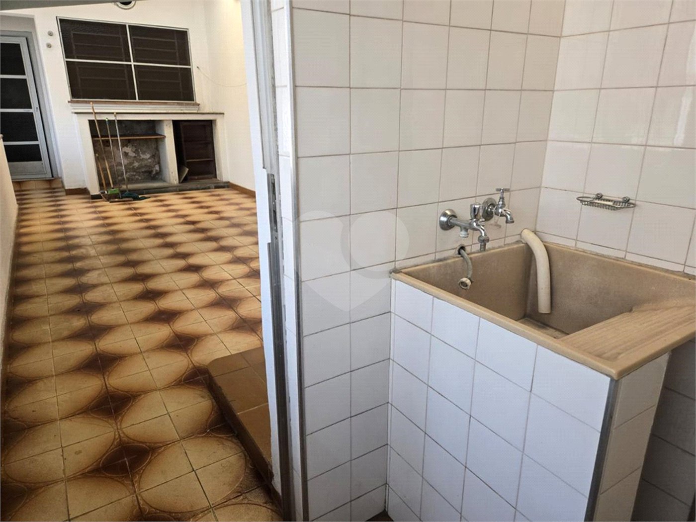 Casa com 244m² , 2 dormitórios , 3 vagas , à venda no Bosque da Saúde.