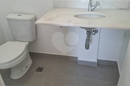 Apartamento a venda ao lado do Metro Ipiranga