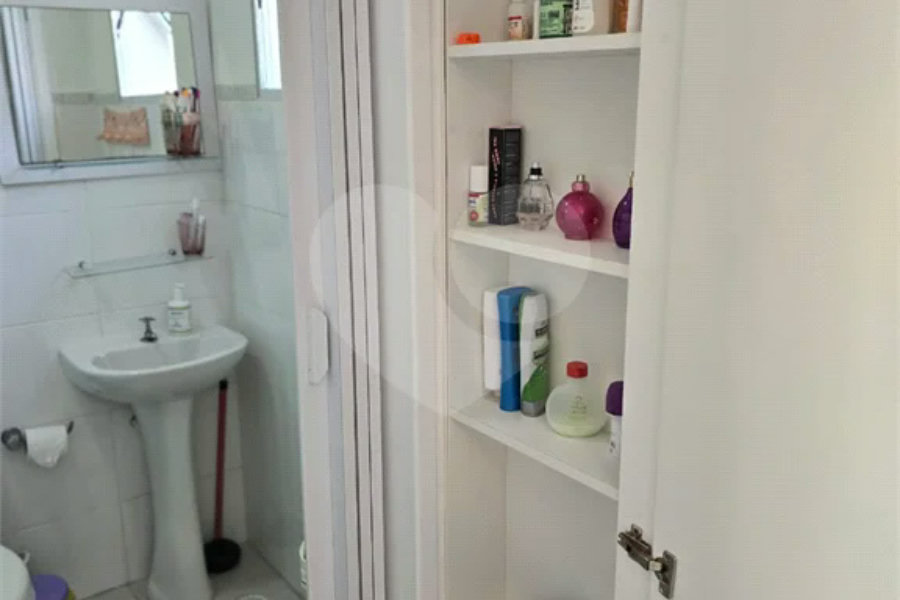 Apartamento à venda com 2 suítes em Maitinga, Bertioga, SP
