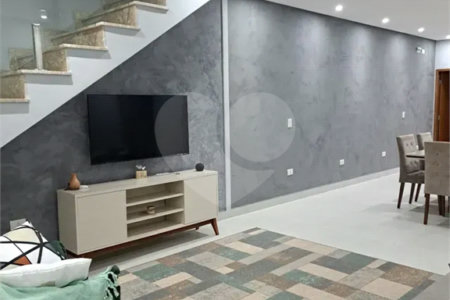 CASA A VENDA 163M², 3 DORMITORIOS,1 SUITE, 2 VAGAS - JARDIM DAS INDUSTRIAS - SÃO JOSÉ DOS CAMPOS/SP.
