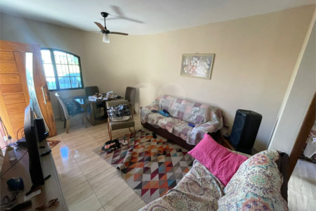 Casa térrea disponível para venda no Jardim Bandeirantes