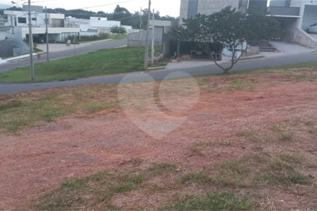 Terreno Exclusivo no Condomínio Santa Isabel 2 em Aclive