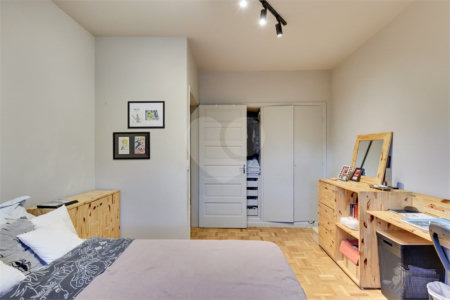 Casa de Vila à venda com 5 quartos, sendo 3 suítes, em Jardim Hípico, São Paulo, SP
