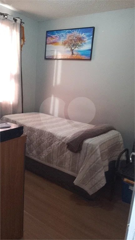 Apartamento 3 dormitórios Cond. Laranjeiras.