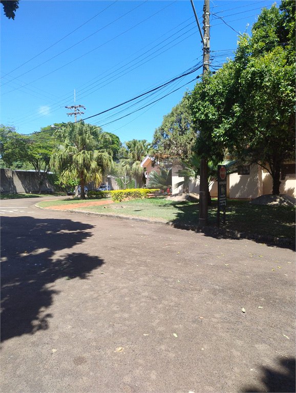 Excelente sobrado no Condomínio Parque Sabará