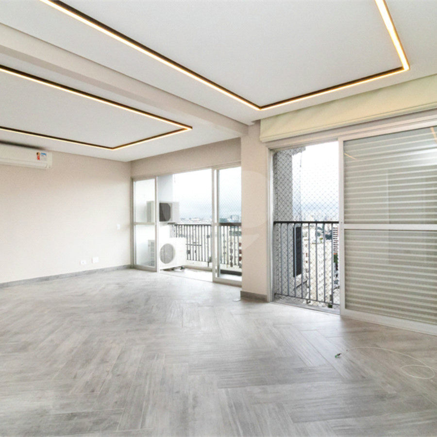 Apartamento à venda / locação em Moema, 117 m², 3 dorms, 1 suíte, 2 vagas, reformado, próximo metrô shopping