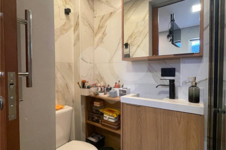 Apartamento com 70m², 3 dormitórios, 1 suíte, 1 vaga, à venda na Vila Guilherme.