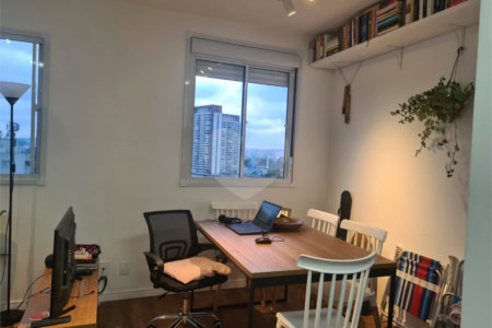 Apartamento à venda com 1 quarto em Santo Amaro, São Paulo, SP