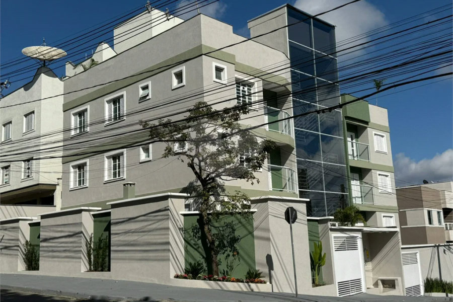 Vendo Apartamento Novo – 80m² de Conforto e Praticidade!