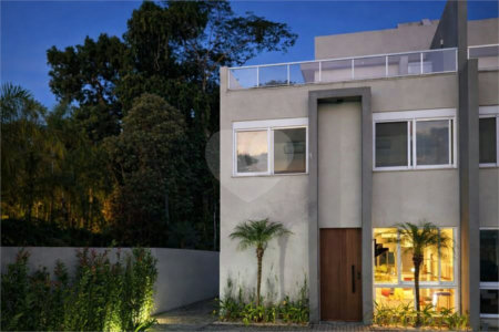 Casa em Condomínio á venda – Riviera de São Lourenço