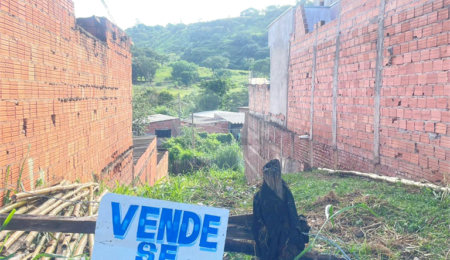 Terreno à venda em Cidade Aracy, São Carlos, SP