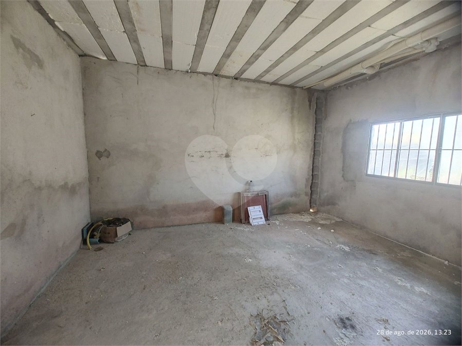 Terreno 810 metros à venda em Atibaia com projeto aprovado exclusivo de alto padrão com construção inacabada
