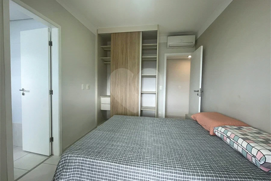 Apartamento à venda com 2 suítes no Centro, Bertioga, SP