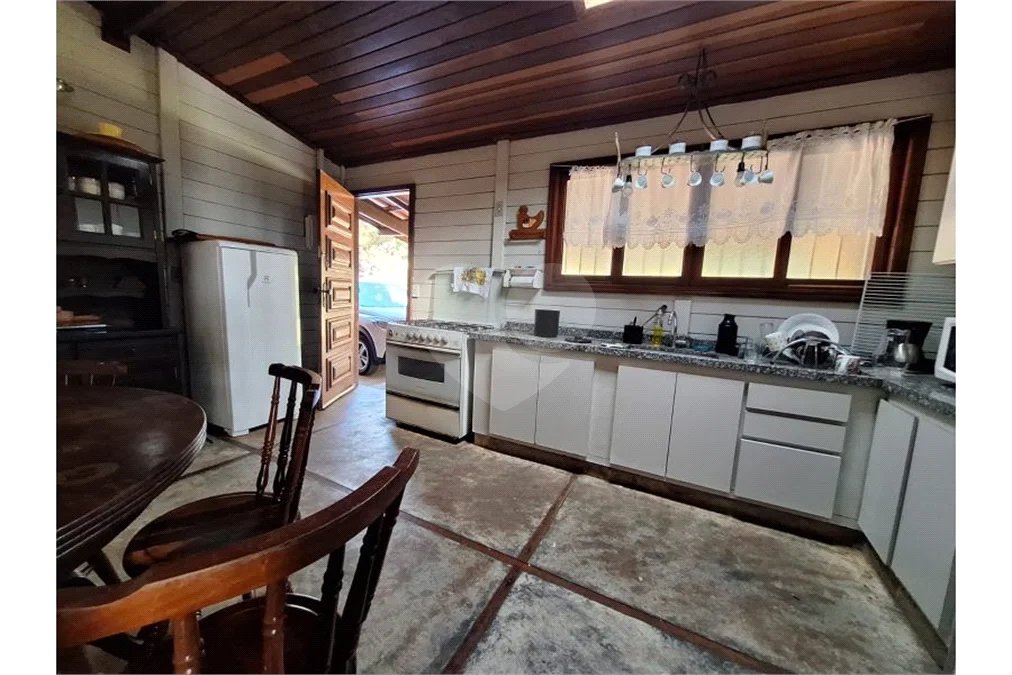 Sítio à venda com 3 quartos, sendo 1 suíte, em Gabriel Piza, São Roque, SP