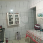 Imóvel para venda sendo 03 casas independentes na Vila Celina.