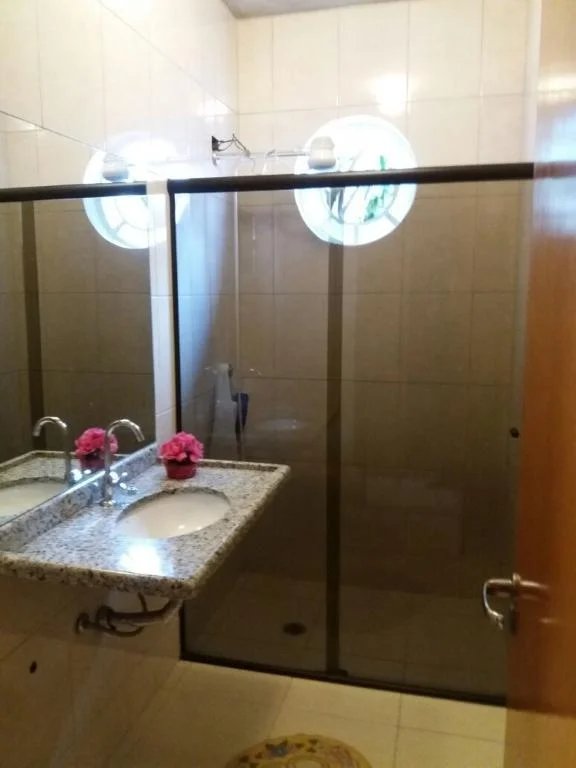 Sobrado à venda ou para alugar com 4 quartos, sendo 1 suíte, em Vila Butantã, São Paulo, SP