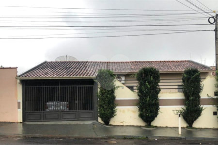 Casa térrea para venda no Parque Santa Felícia Jardim