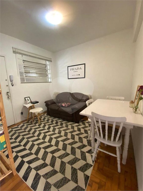 Apartamento a venda Paraíso 1 dormitório 1 banheiro 40 metros quadrados